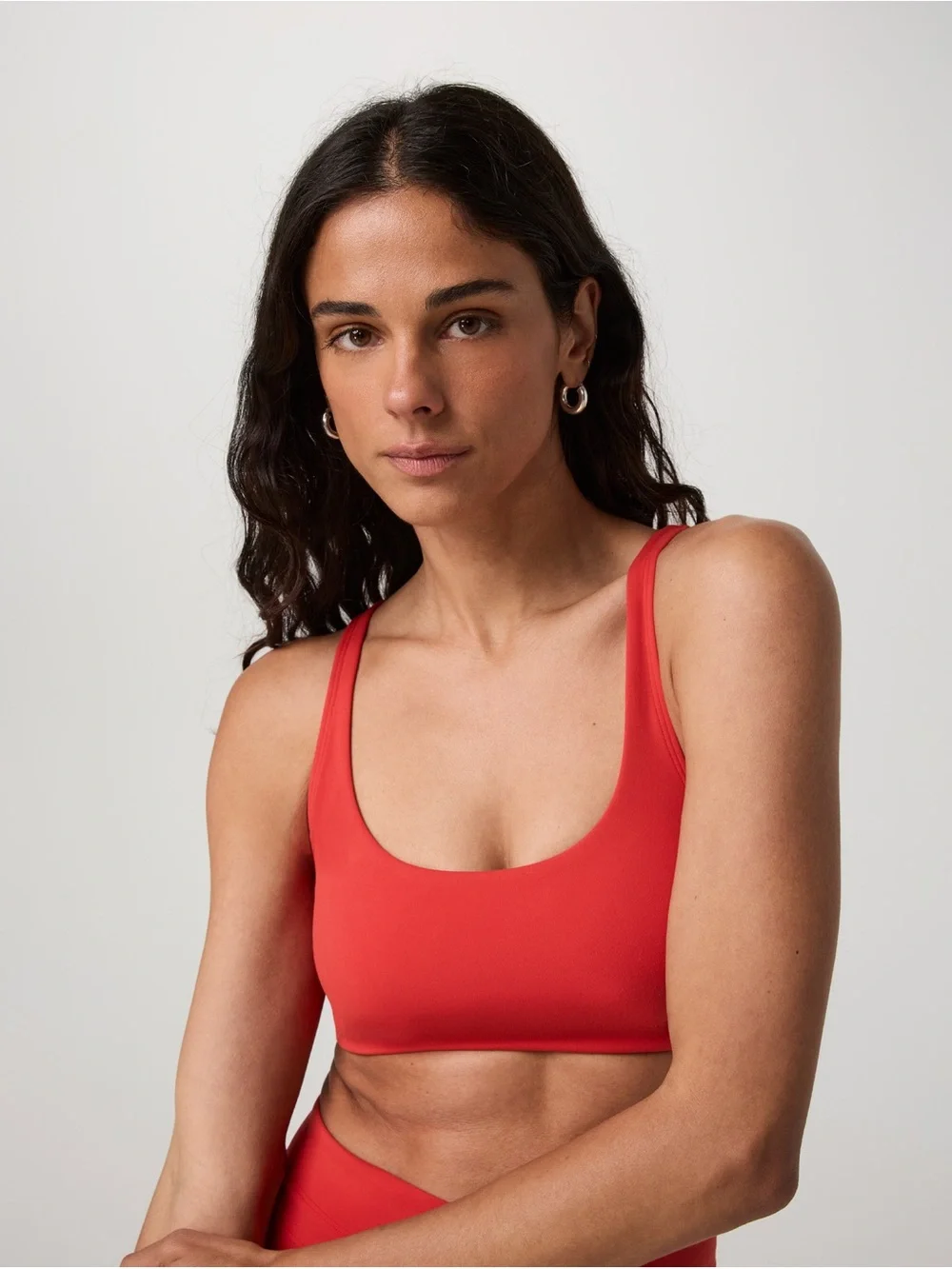 Vuori Yosemite Bra Crimson Berry M BNWT Athleisure Top 5 stars